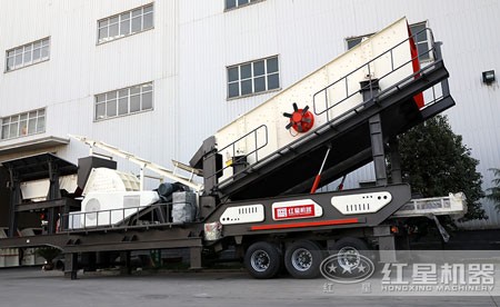 車載流動錘式破碎機(jī)多少錢？產(chǎn)量多高？